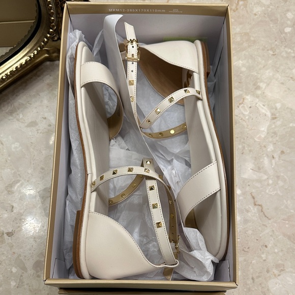 Michael Kors Astrid Flat Sandal Gold and Cream women’s size 7 - Picture 8 of 8